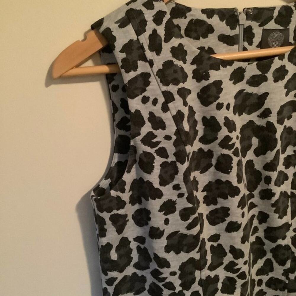 Vince Camuto Womens Animal Leopard Print Sleeveless Sheath Dress Knit Size 6 - Picture 3 of 9
